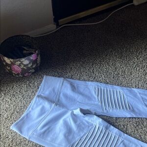 ALO  white Leggings💋